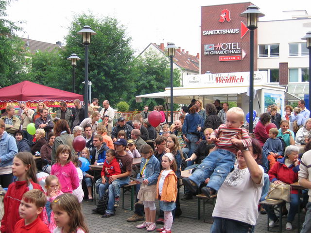 gal/2007/2007 Ruettenscheider Kinderfest/2007 Saitentwist Ruettenscheider Kinderfest 1.9. 246.jpg